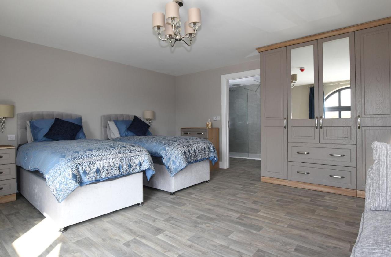 Homestead Hillsborough Guest Rooms Buitenkant foto